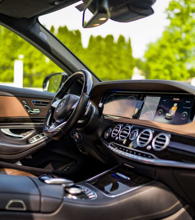 Mercedes Benz S Class 30